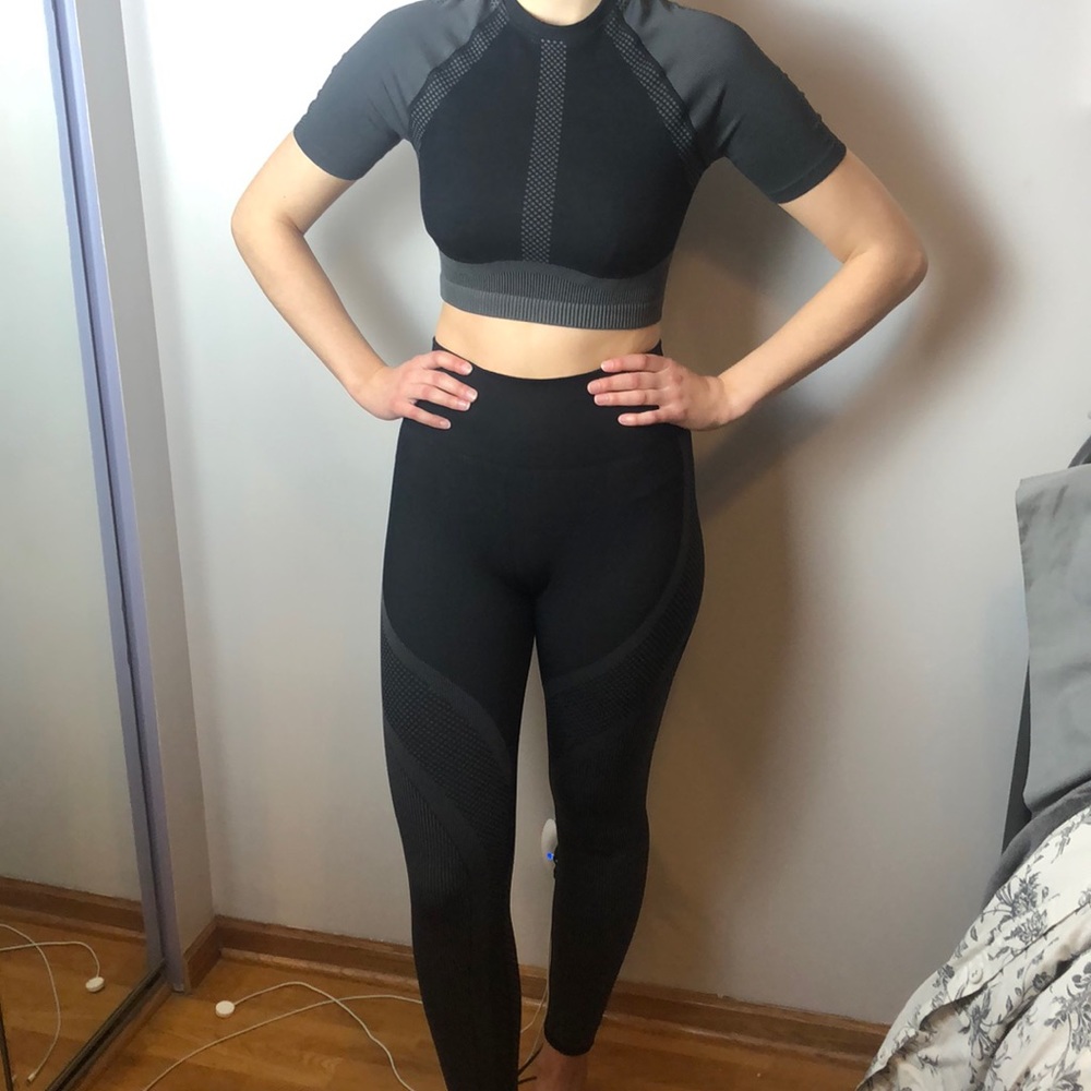 Fabletics Workout Set